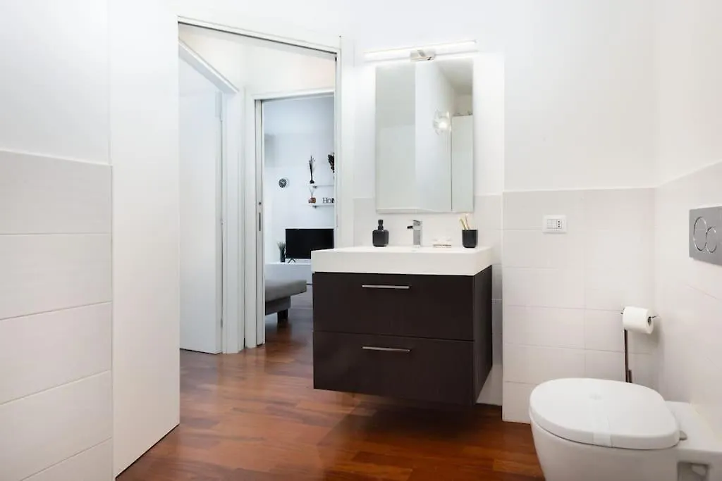 Luxury Suite Milano Centrale With Wi Fi Netflix