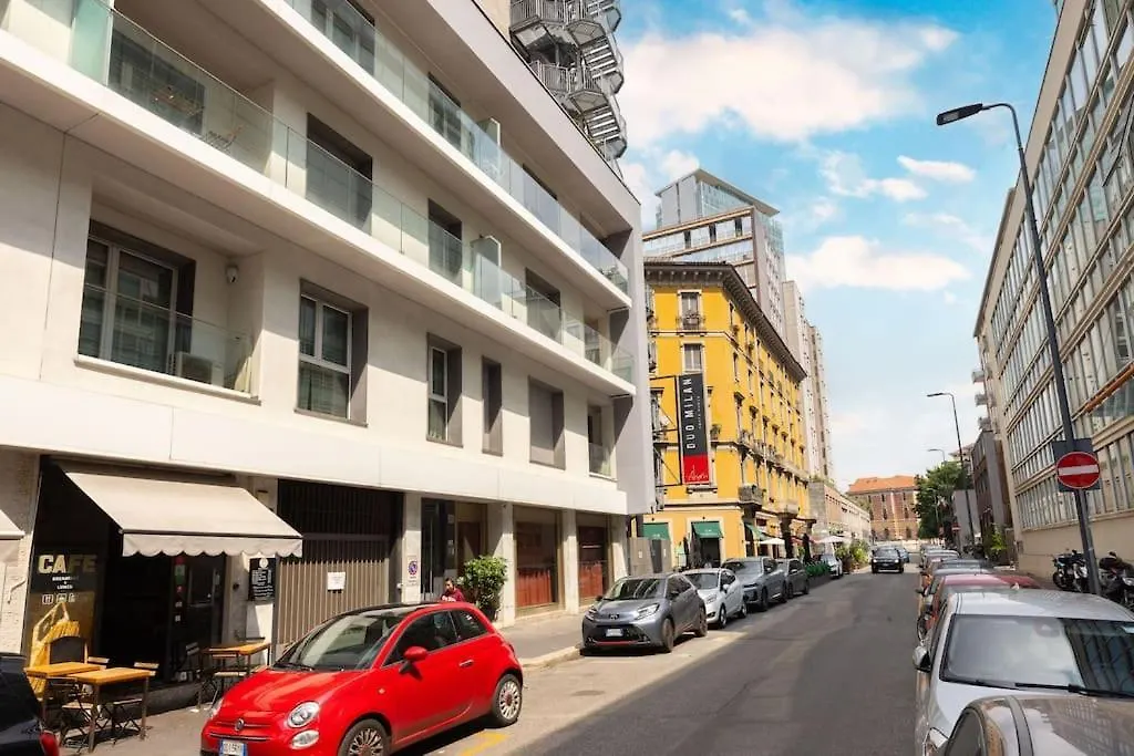 Luxury Suite Milano Centrale With Wi Fi Netflix Milaan